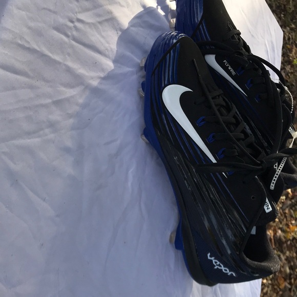 *BRAND NEW* w/o tags! Nike Metal Cleats - Picture 4 of 4